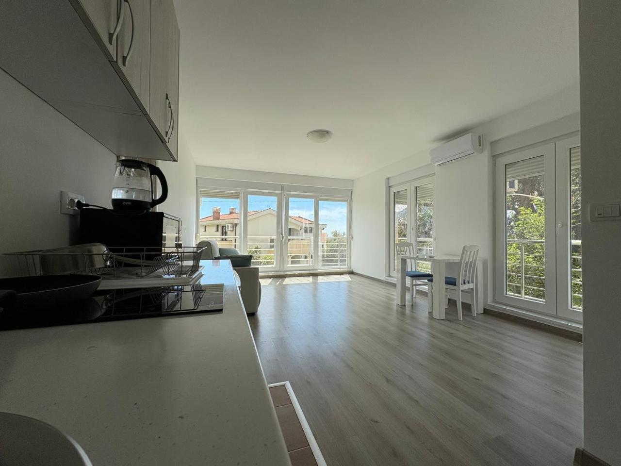 Апартаменты Upart House Петровац Экстерьер фото